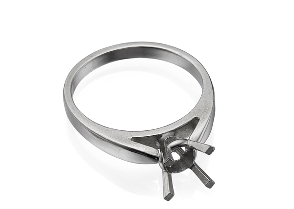 4 Prong Round Solitare Ring