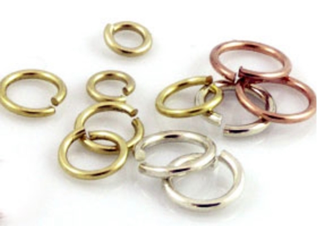 DICOSMETIC 210Pcs 3 Sizes Oval Jump Rings 2/3mm Golden Open Jump Rings  Round Connector Rings Stainless Steel Jump Rings Oval Split Rings Jewelry  Findings for Earring Jewelry Making 