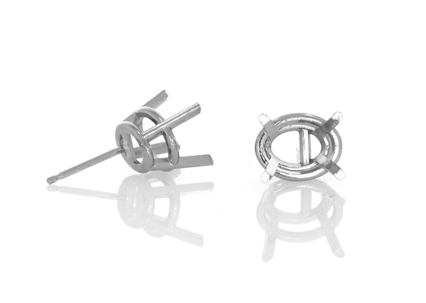 Picture of Oval Cut Diamond Earrings
